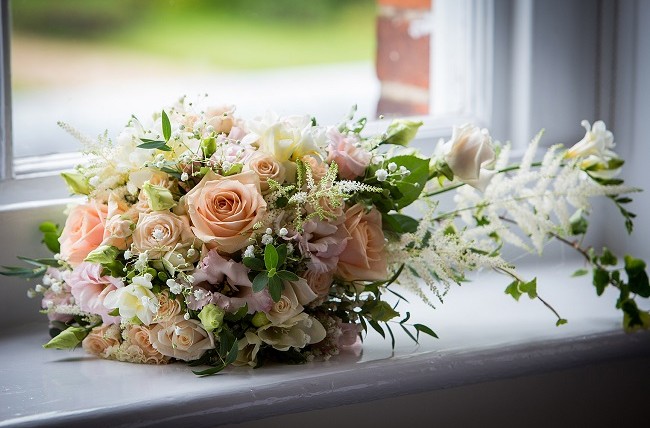 Summer Country Style Wedding in Wigginton