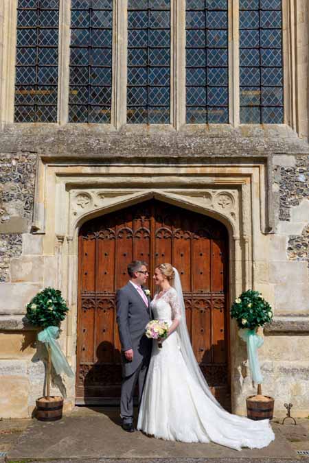 bride and groom - wedding flowers buckingham