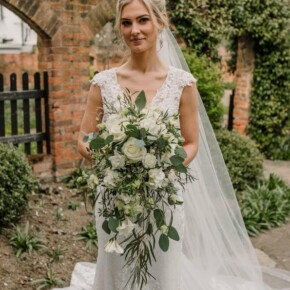 white and green shower bouquet white and green shower bouquet