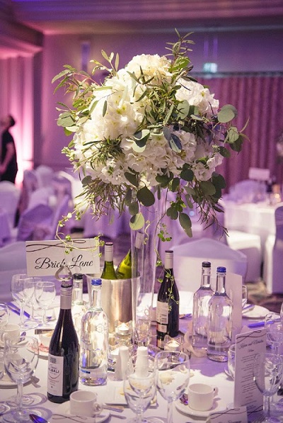 white wedding centrepiece